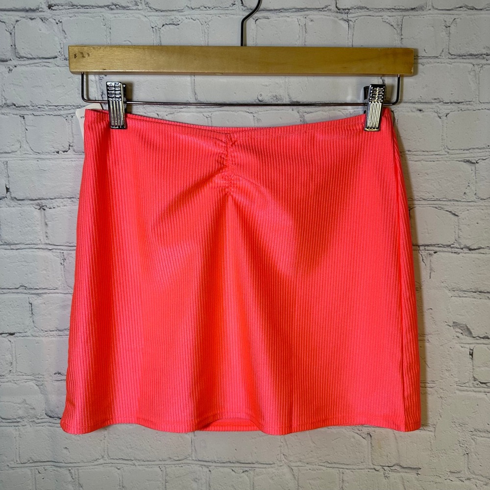 Aerie Neon Pink Ribbed Ruched Mini Skirt NWT Small 072-1729-9322